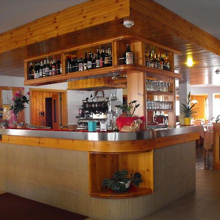 Hotel Valdotain Villeneuve Kültér fotó