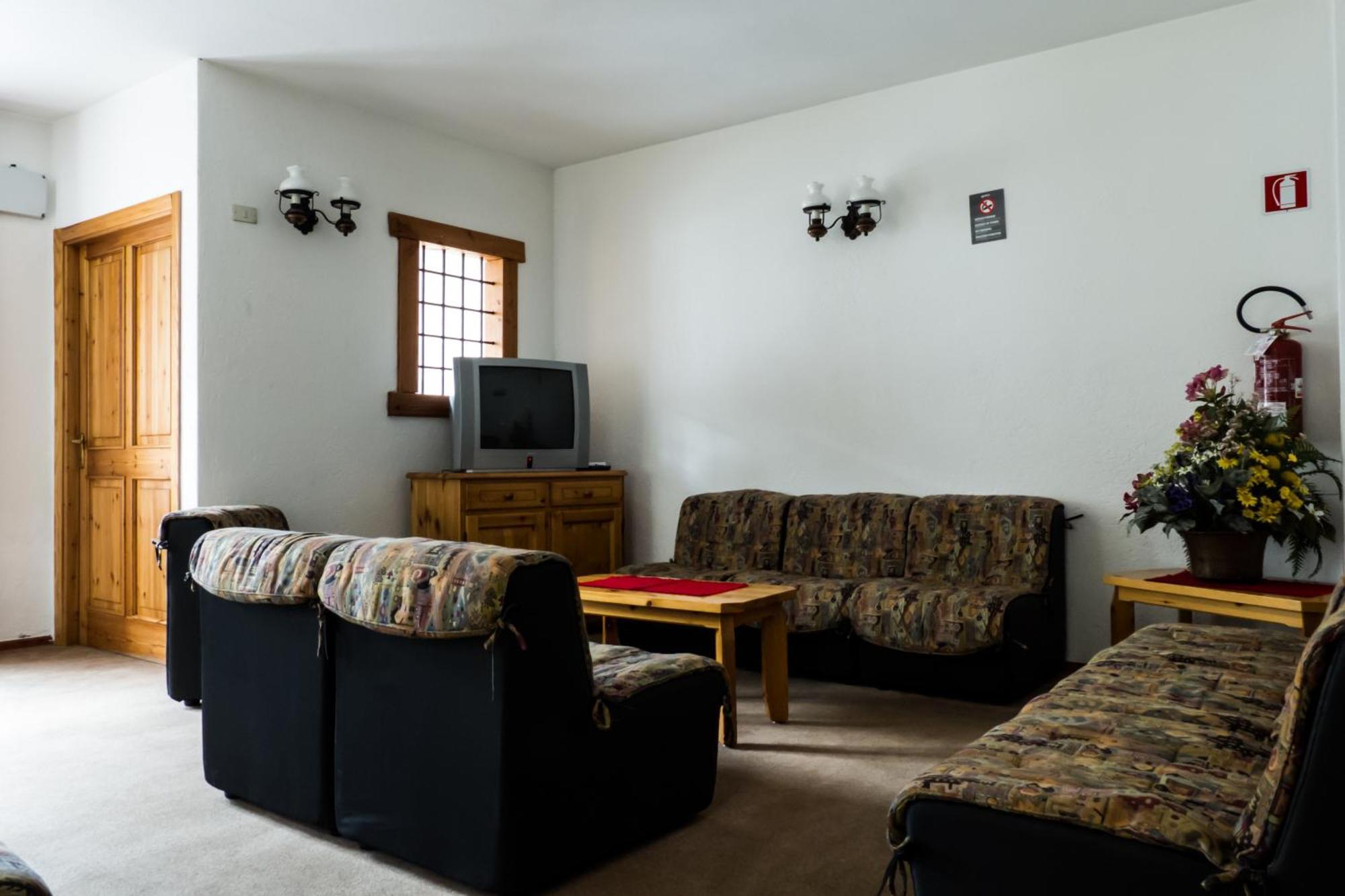 Hotel Valdotain Villeneuve Kültér fotó