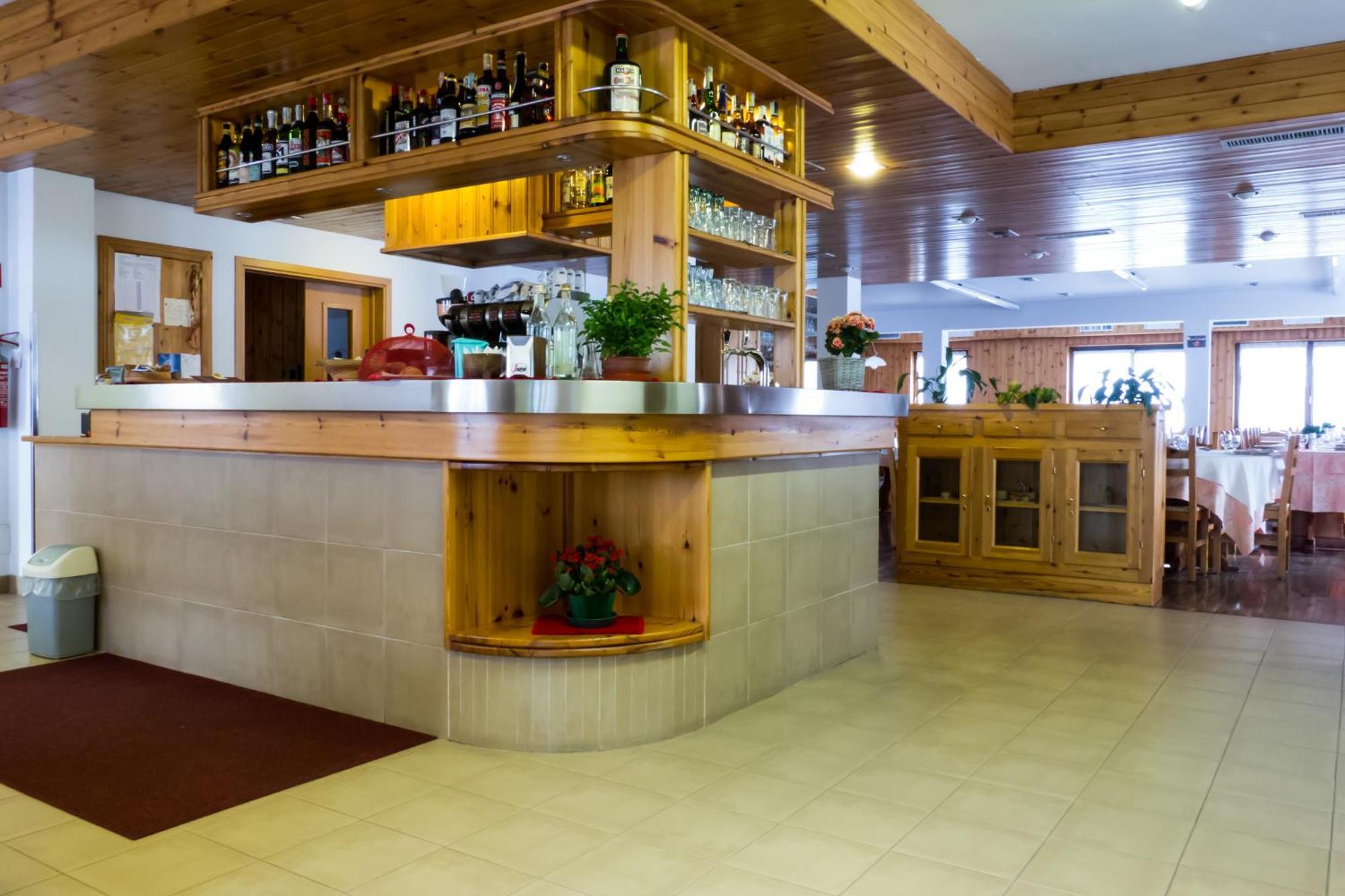 Hotel Valdotain Villeneuve Kültér fotó