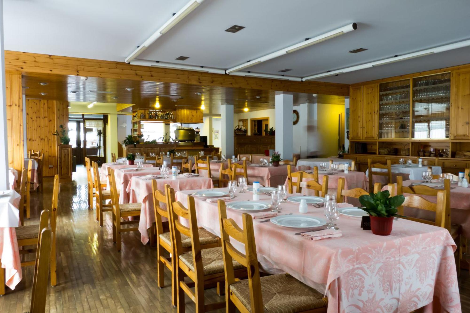 Hotel Valdotain Villeneuve Kültér fotó