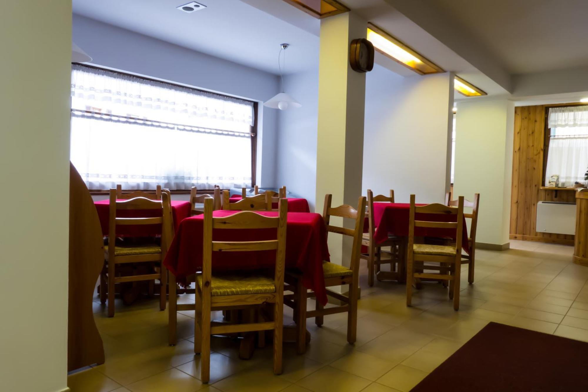 Hotel Valdotain Villeneuve Kültér fotó