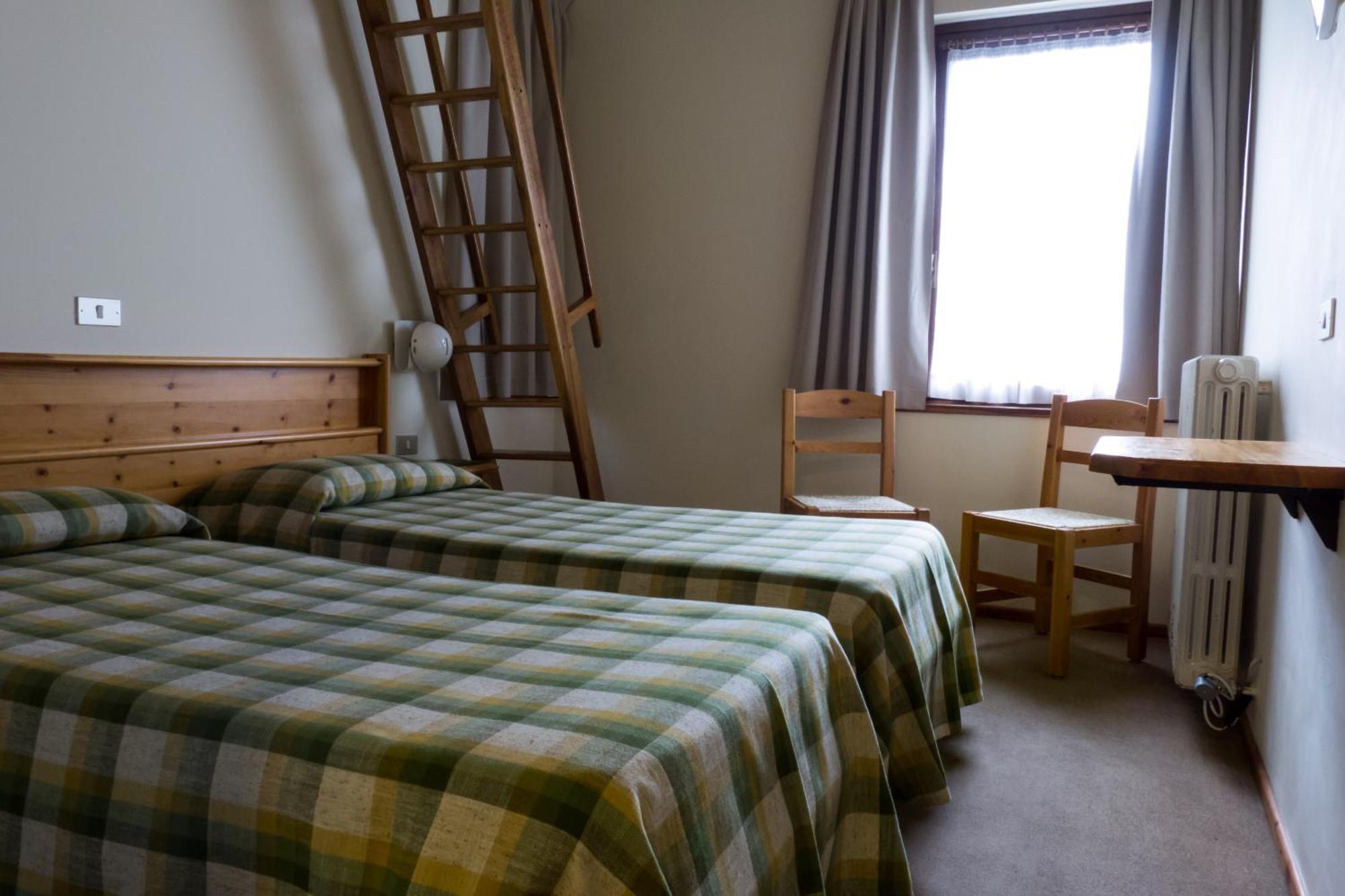 Hotel Valdotain Villeneuve Kültér fotó