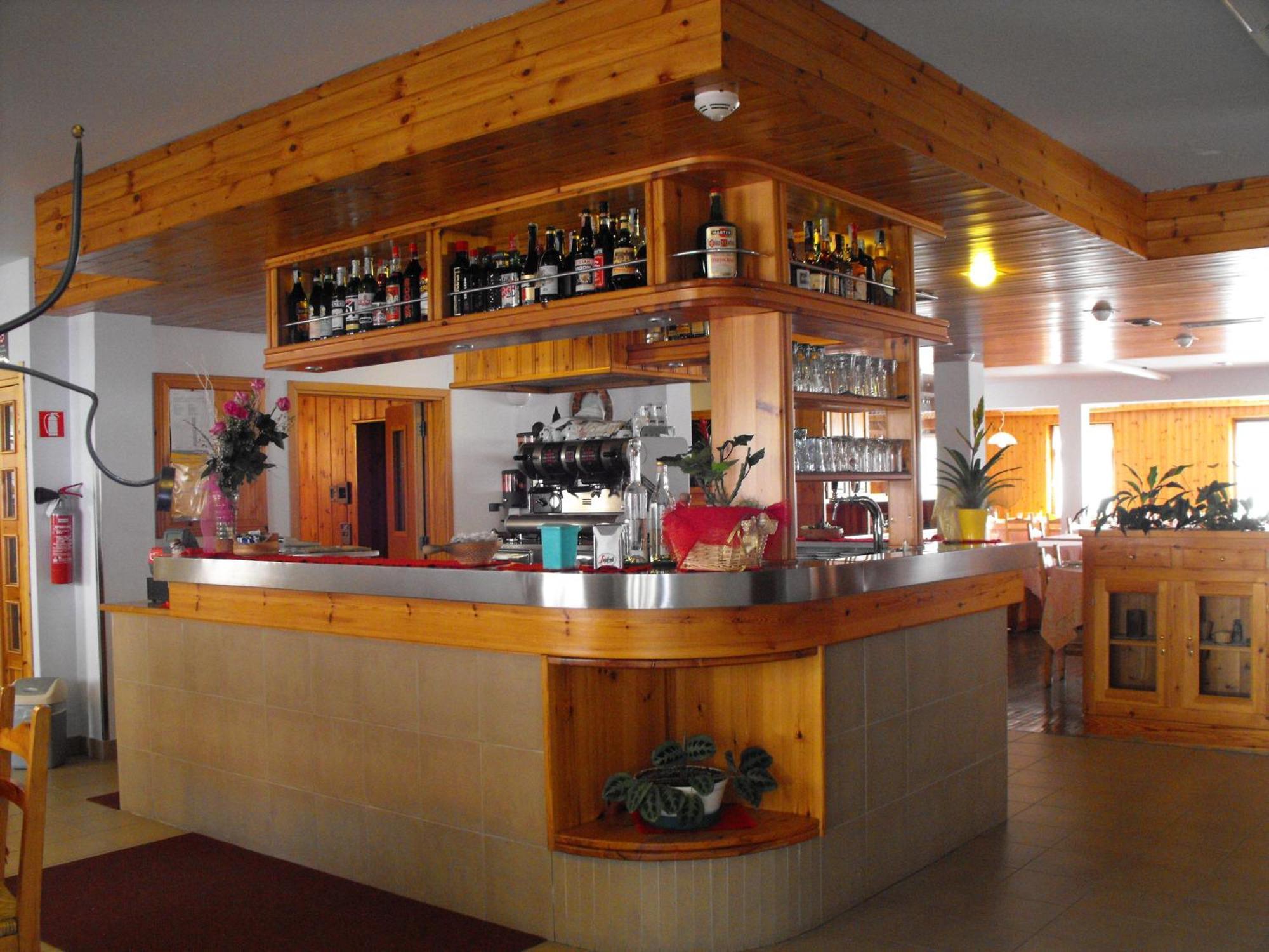 Hotel Valdotain Villeneuve Kültér fotó