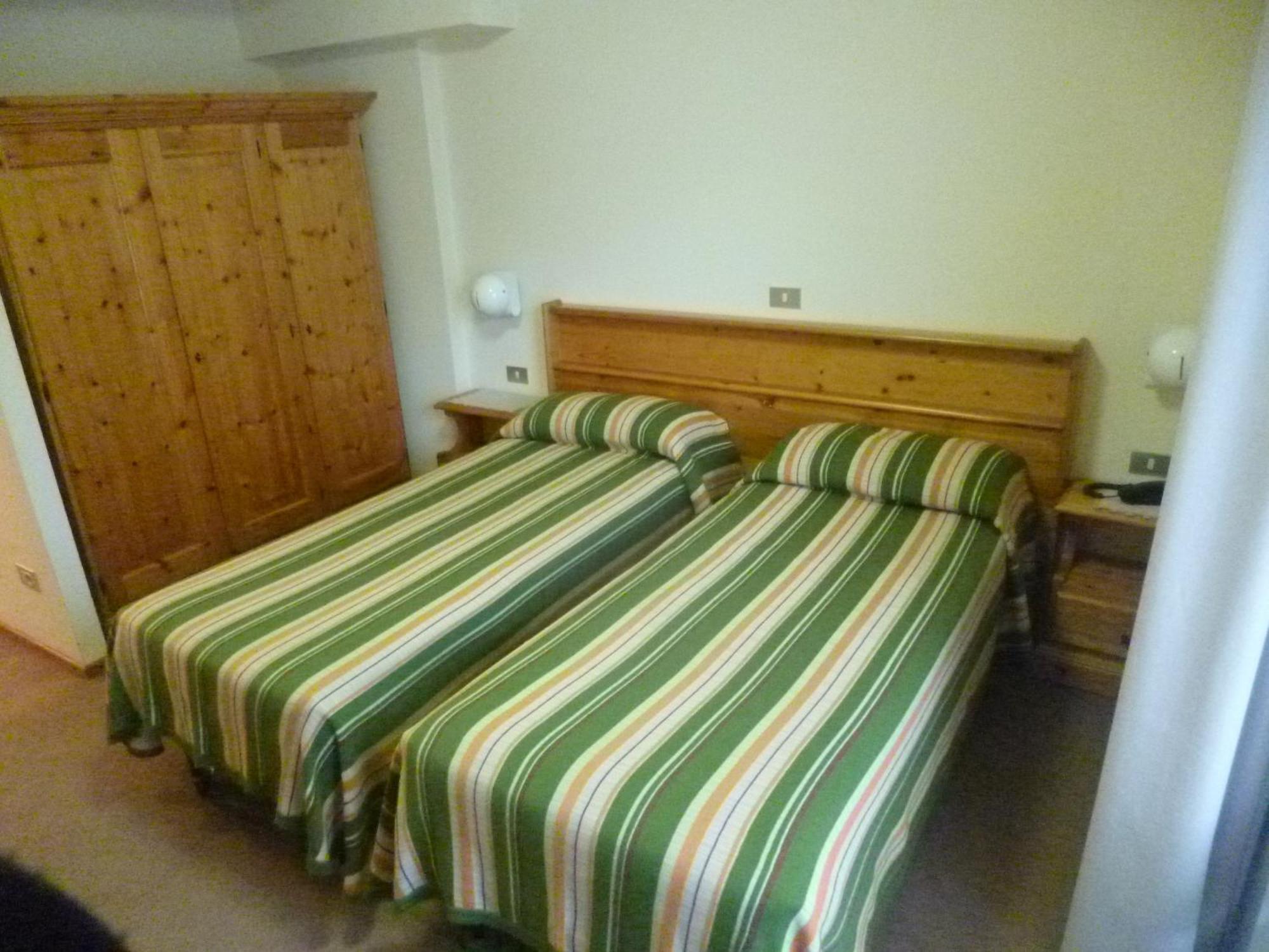 Hotel Valdotain Villeneuve Szoba fotó