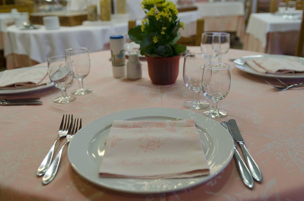 Hotel Valdotain Villeneuve Kültér fotó